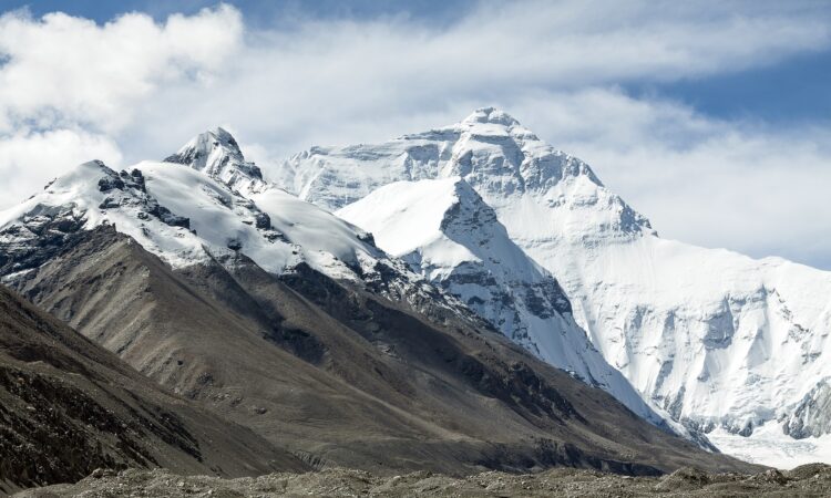 The 7 Summits of the World (World Tallest Mountains)